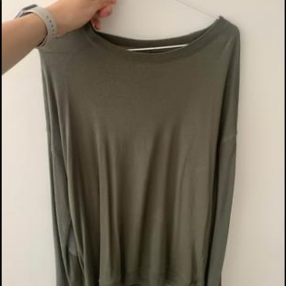 Army green long sleeve - Picture 2 of 2